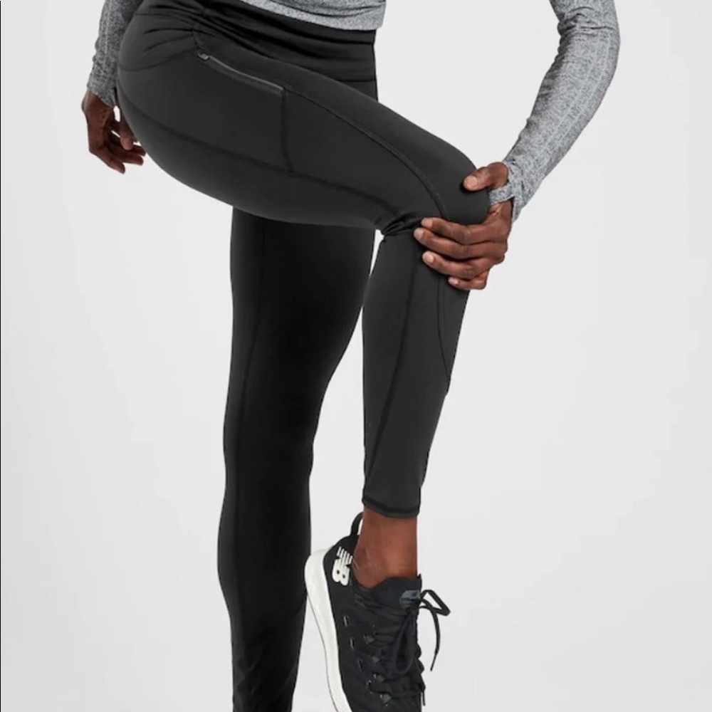 Athleta Rainier tight in plush supersonic